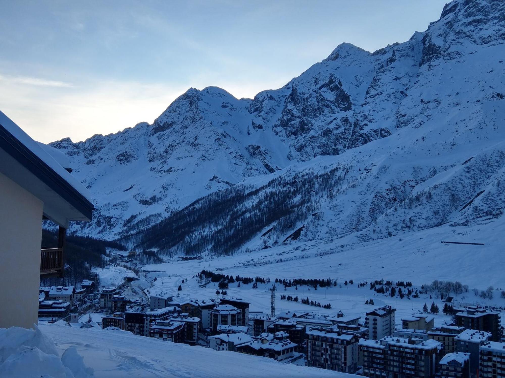 Le Cherillon Apartment Breuil-Cervinia Exterior photo